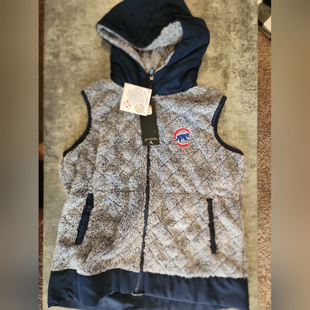 Antigua Chicago Cubs Vest NWT